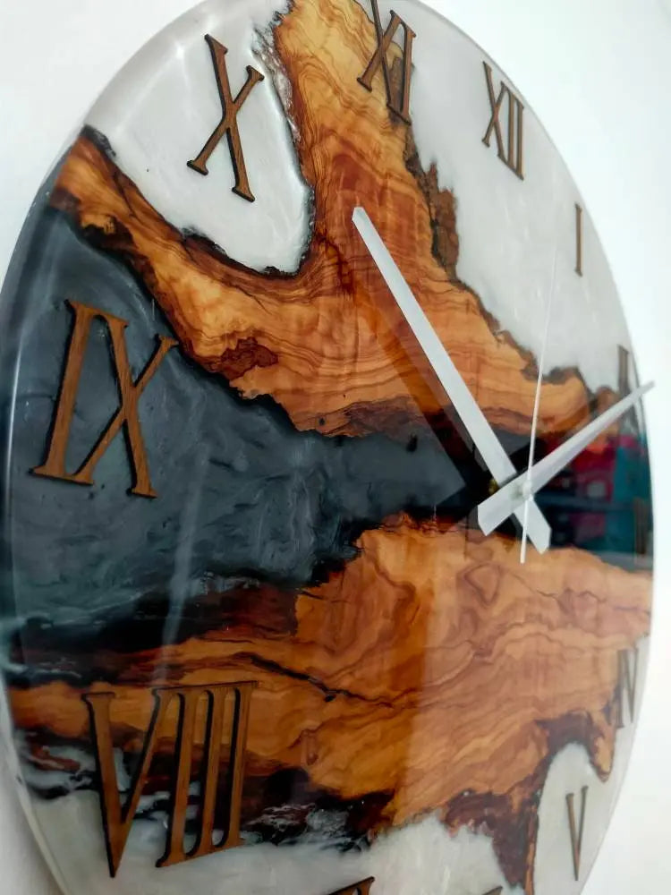 Bicolor Epoxy & Olive Wood Wall Clock Wholesale vendor