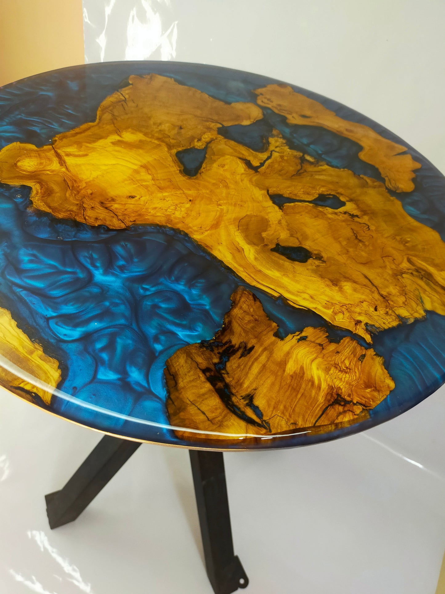 Epoxy Resin & Wood Table Top - Metallic Bicolor resinwoodliving