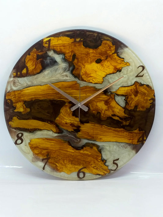 Bicolor Epoxy & Olive Wood Wall Clock ürününün kopyası resinwoodliving