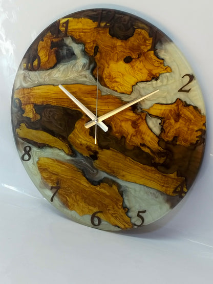 Bicolor Epoxy & Olive Wood Wall Clock ürününün kopyası resinwoodliving