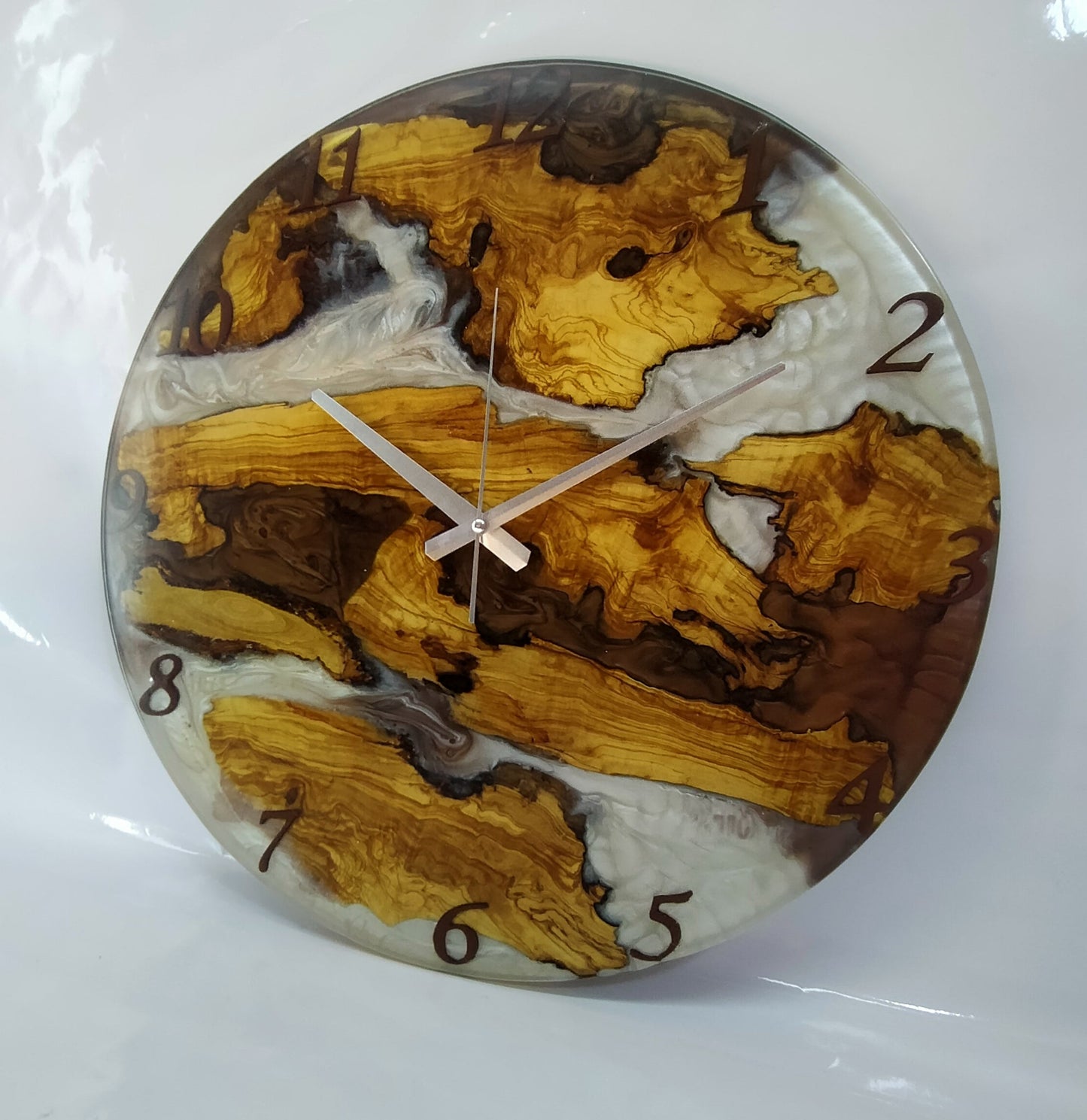 Bicolor Epoxy & Olive Wood Wall Clock ürününün kopyası Wholesale vendor