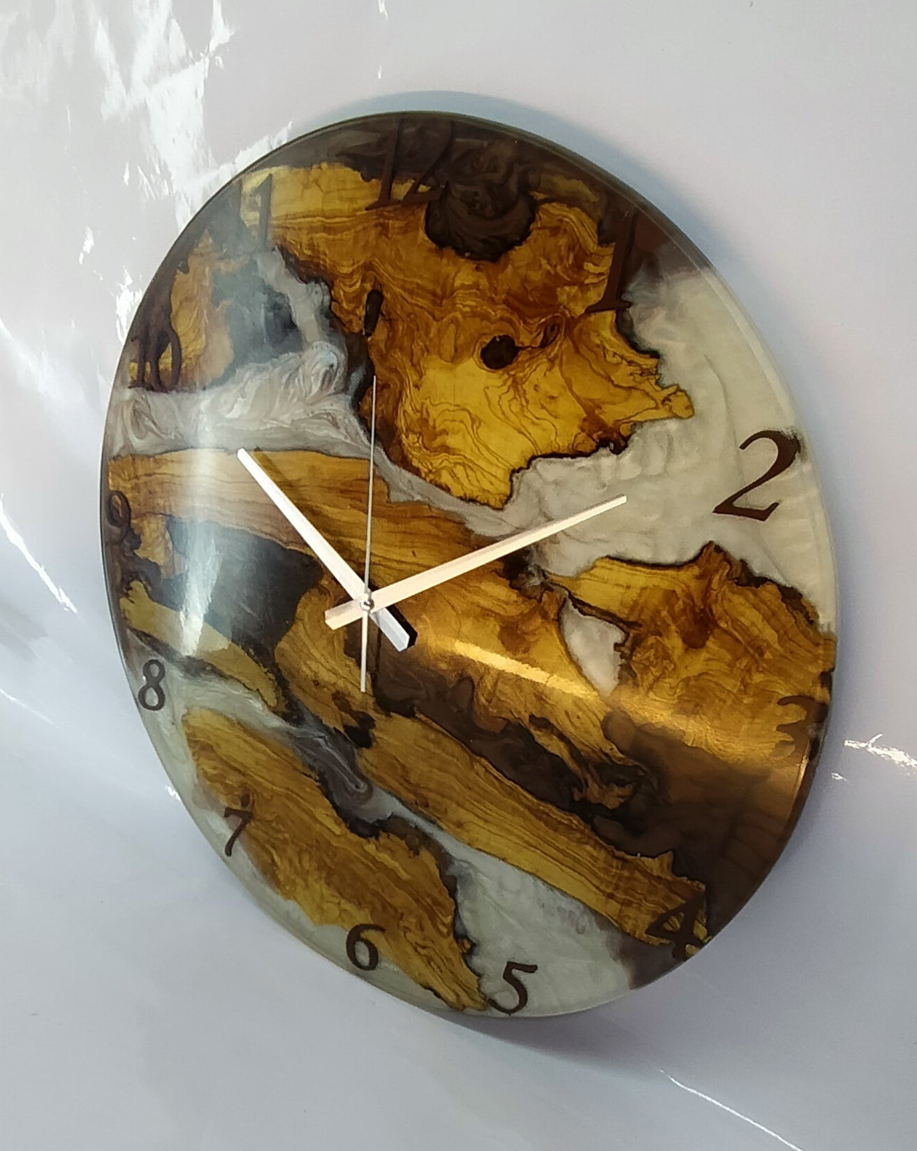 Bicolor Epoxy & Olive Wood Wall Clock ürününün kopyası Wholesale vendor