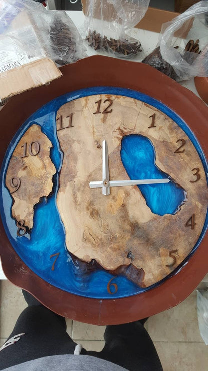 Metallic Color Epoxy & Olive Wood Wall Clock Wholesale vendor