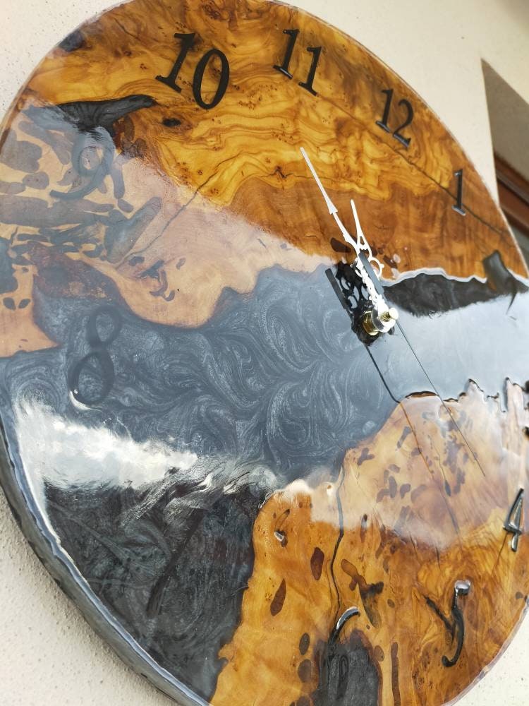 Metallic Color Epoxy & Olive Wood Wall Clock Wholesale vendor