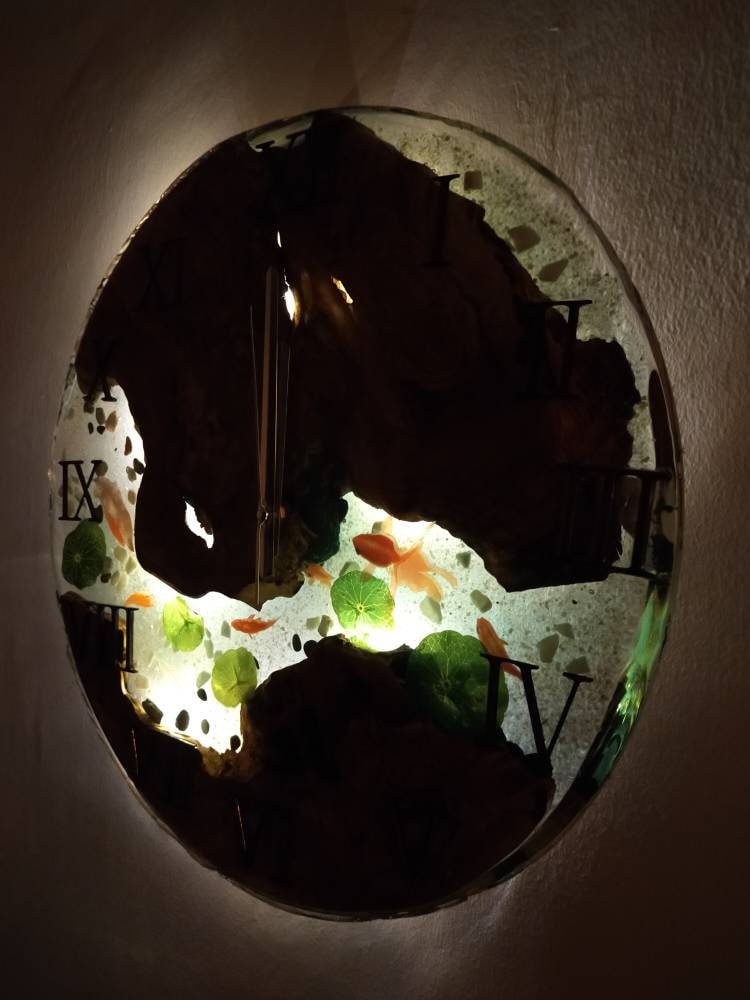 Aquarium Epoxy & Olive Wood Wall Clock Wholesale vendor