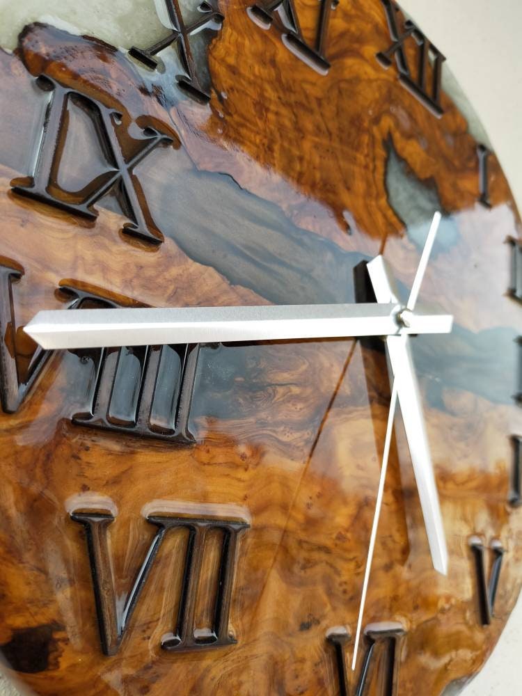 Metallic Color Epoxy & Olive Wood Wall Clock resinwoodliving