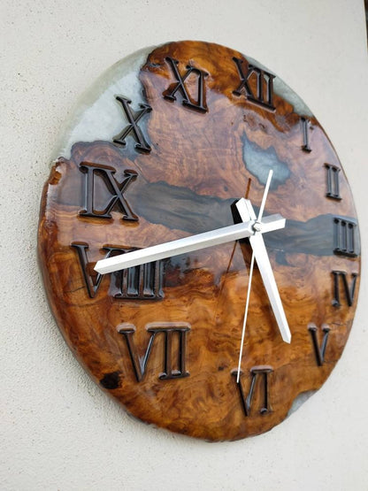 Metallic Color Epoxy & Olive Wood Wall Clock resinwoodliving