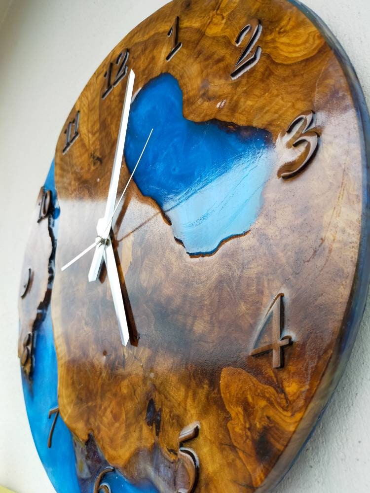 Metallic Color Epoxy & Olive Wood Wall Clock Wholesale vendor