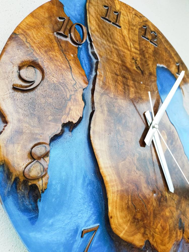 Metallic Color Epoxy & Olive Wood Wall Clock resinwoodliving