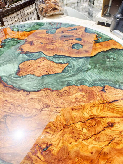 Metallic Color Epoxy & Olive Wood Wall Clock Wholesale vendor