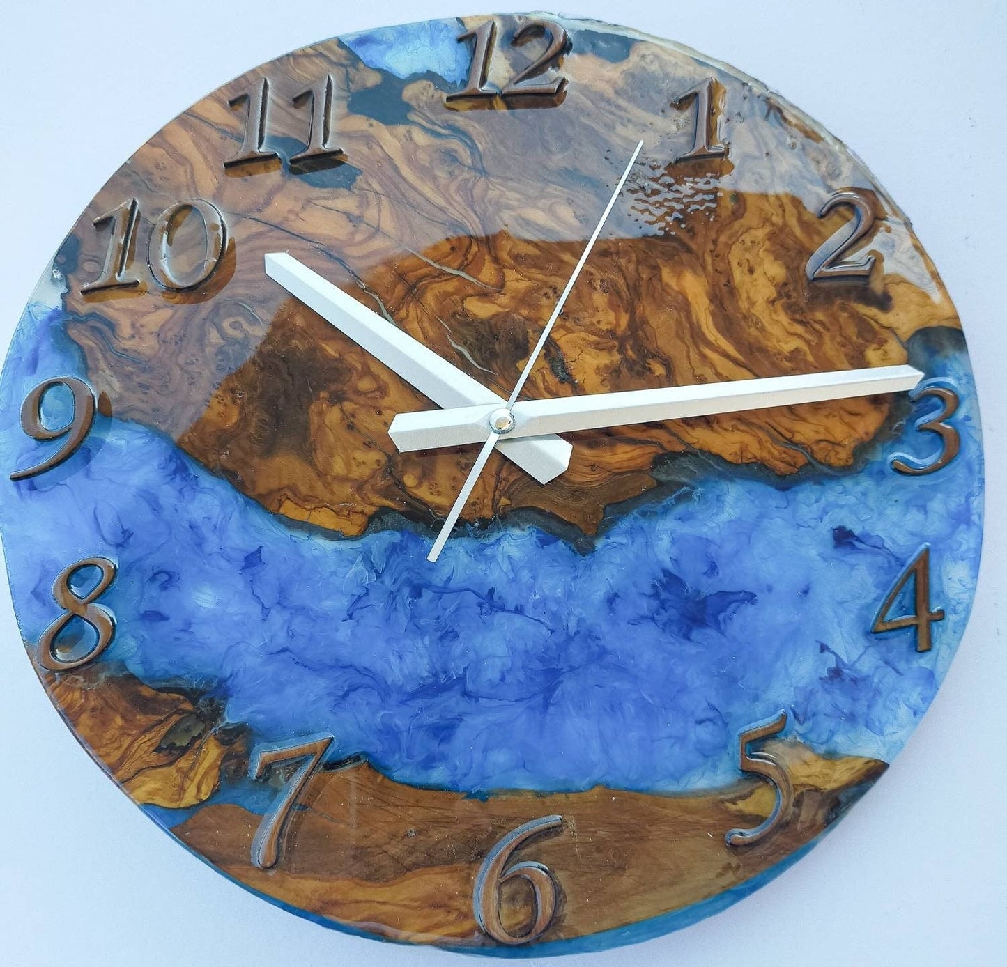 Metallic Color Epoxy & Olive Wood Wall Clock Wholesale vendor