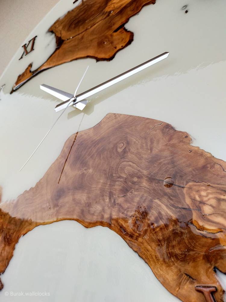 Metallic Color Epoxy & Olive Wood Wall Clock resinwoodliving