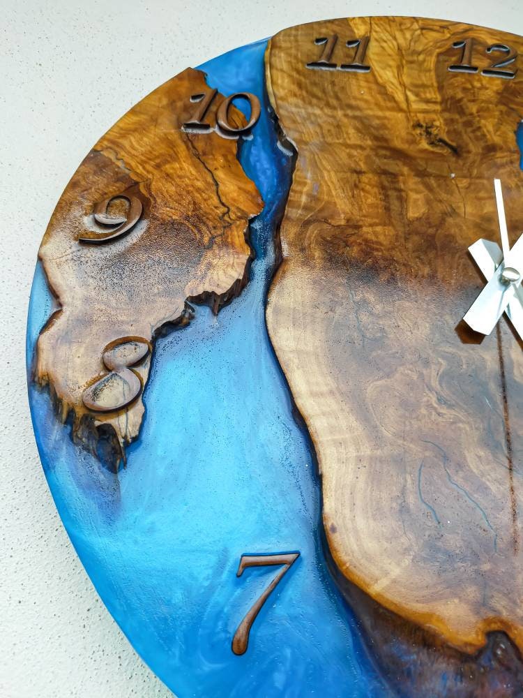 Metallic Color Epoxy & Olive Wood Wall Clock resinwoodliving