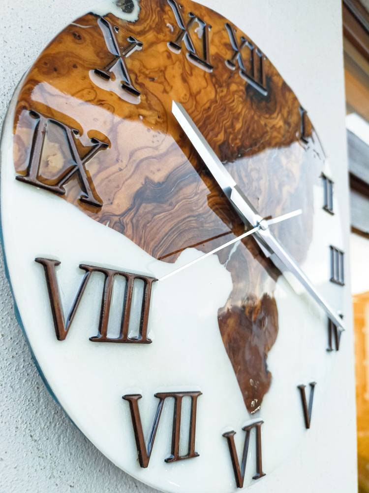 Metallic Color Epoxy & Olive Wood Wall Clock resinwoodliving