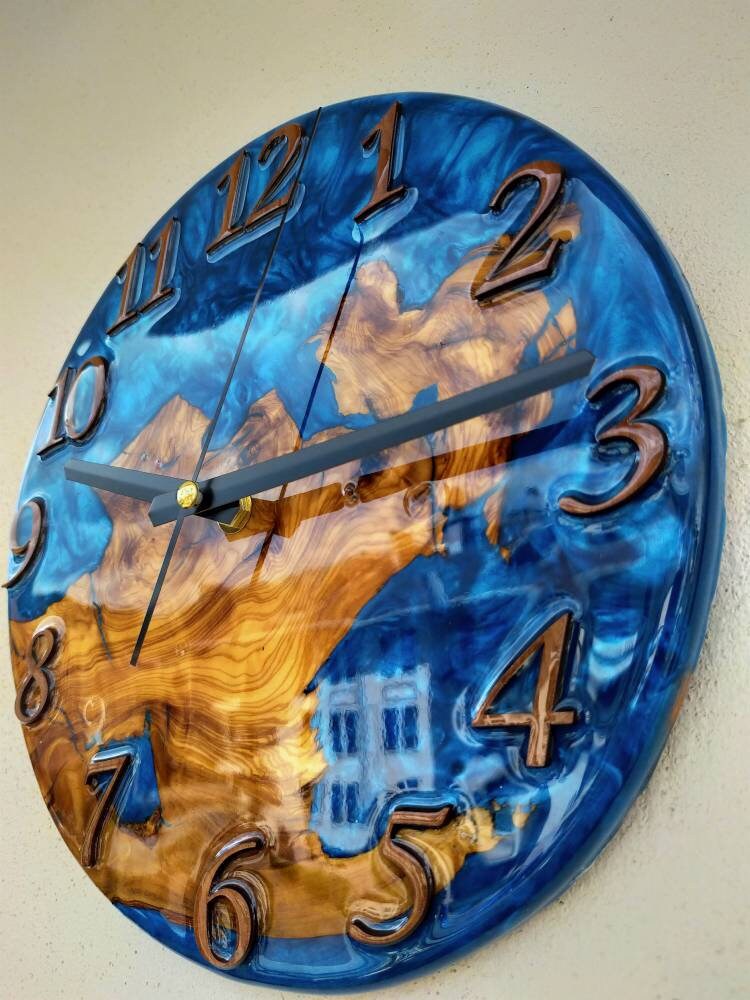 Metallic Color Epoxy & Olive Wood Wall Clock resinwoodliving