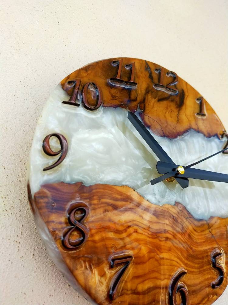 Metallic Color Epoxy & Olive Wood Wall Clock Wholesale vendor