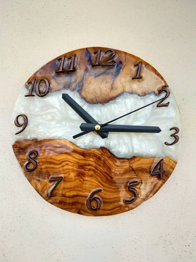 Metallic Color Epoxy & Olive Wood Wall Clock Wholesale vendor