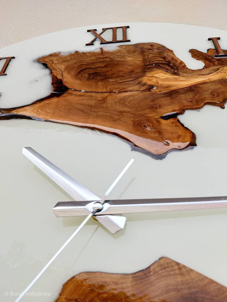 Metallic Color Epoxy & Olive Wood Wall Clock resinwoodliving