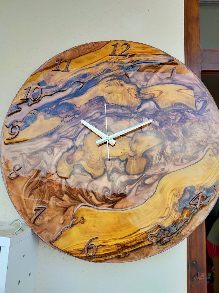 Metallic Color Epoxy & Olive Wood Wall Clock resinwoodliving