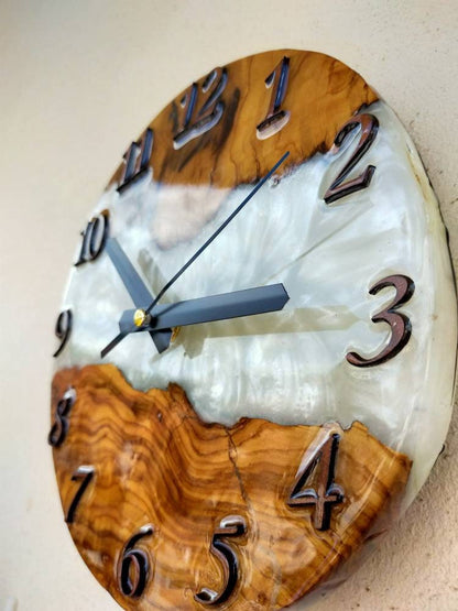 Metallic Color Epoxy & Olive Wood Wall Clock Wholesale vendor