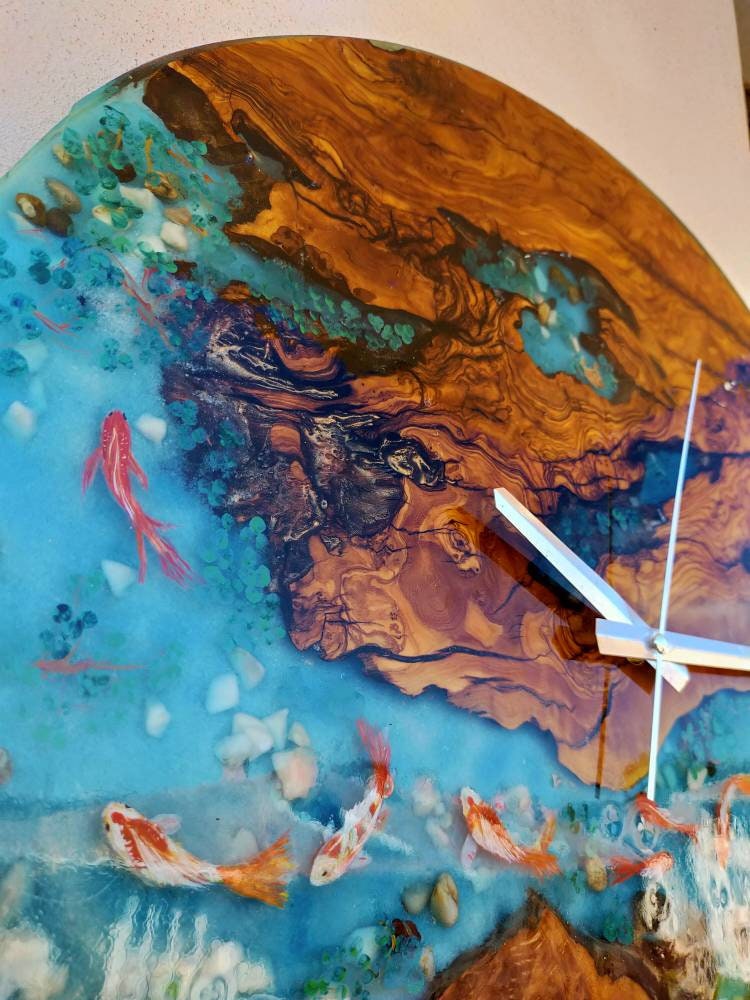 Aquarium Epoxy & Olive Wood Wall Clock Wholesale vendor