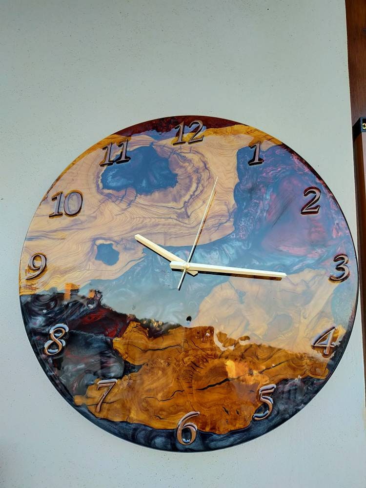 Bicolor Epoxy & Olive Wood Wall Clock Wholesale vendor