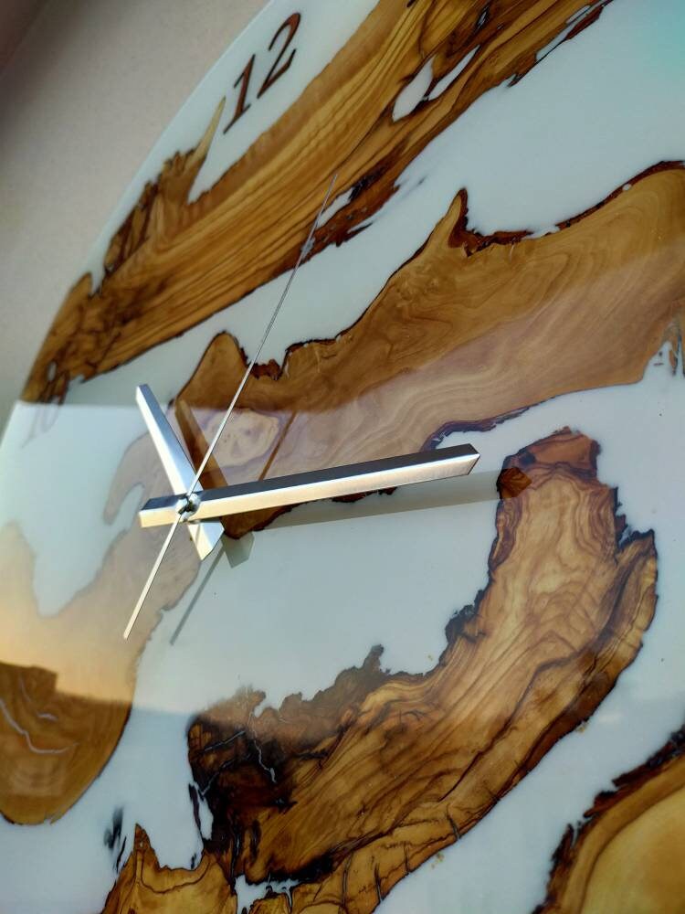 Metallic Color Epoxy & Olive Wood Wall Clock Wholesale vendor