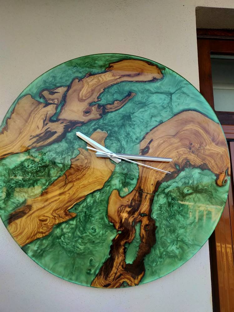 Metallic Color Epoxy & Olive Wood Wall Clock resinwoodliving