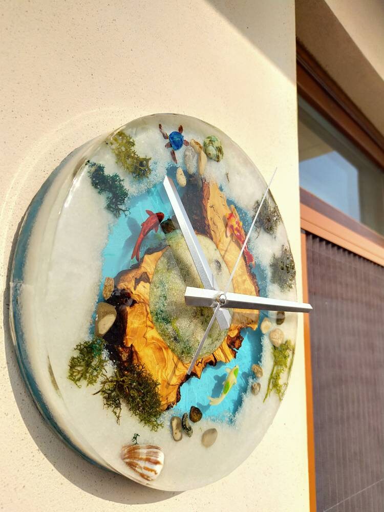 Aquarium Epoxy & Olive Wood Wall Clock resinwoodliving