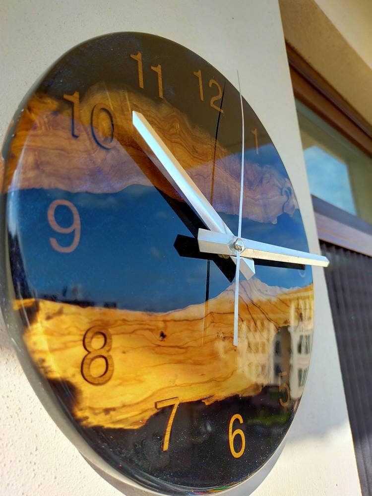 Transparent Epoxy & Olive Wood Wall Clock Wholesale vendor
