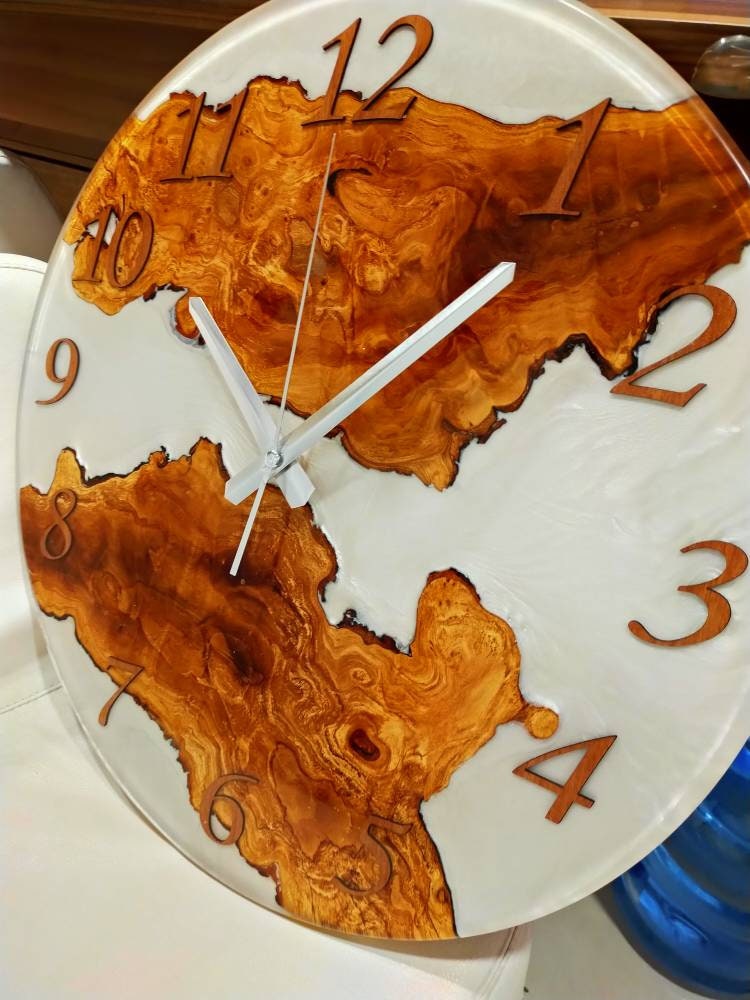 Metallic Color Epoxy & Olive Wood Wall Clock resinwoodliving