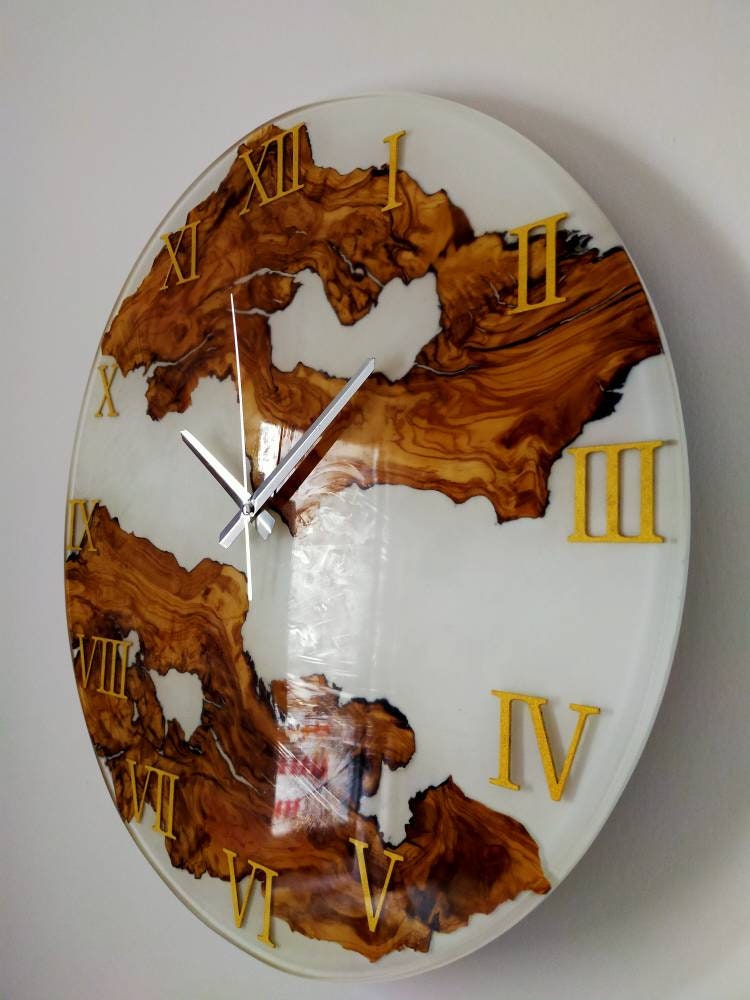 Metallic Color Epoxy & Olive Wood Wall Clock resinwoodliving