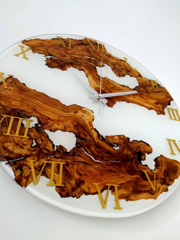 Metallic Color Epoxy & Olive Wood Wall Clock resinwoodliving