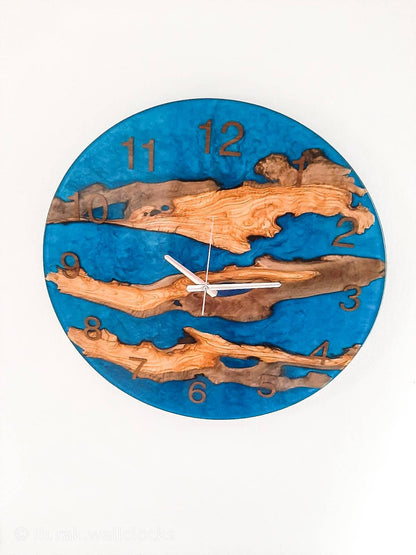 Metallic Color Epoxy & Olive Wood Wall Clock resinwoodliving