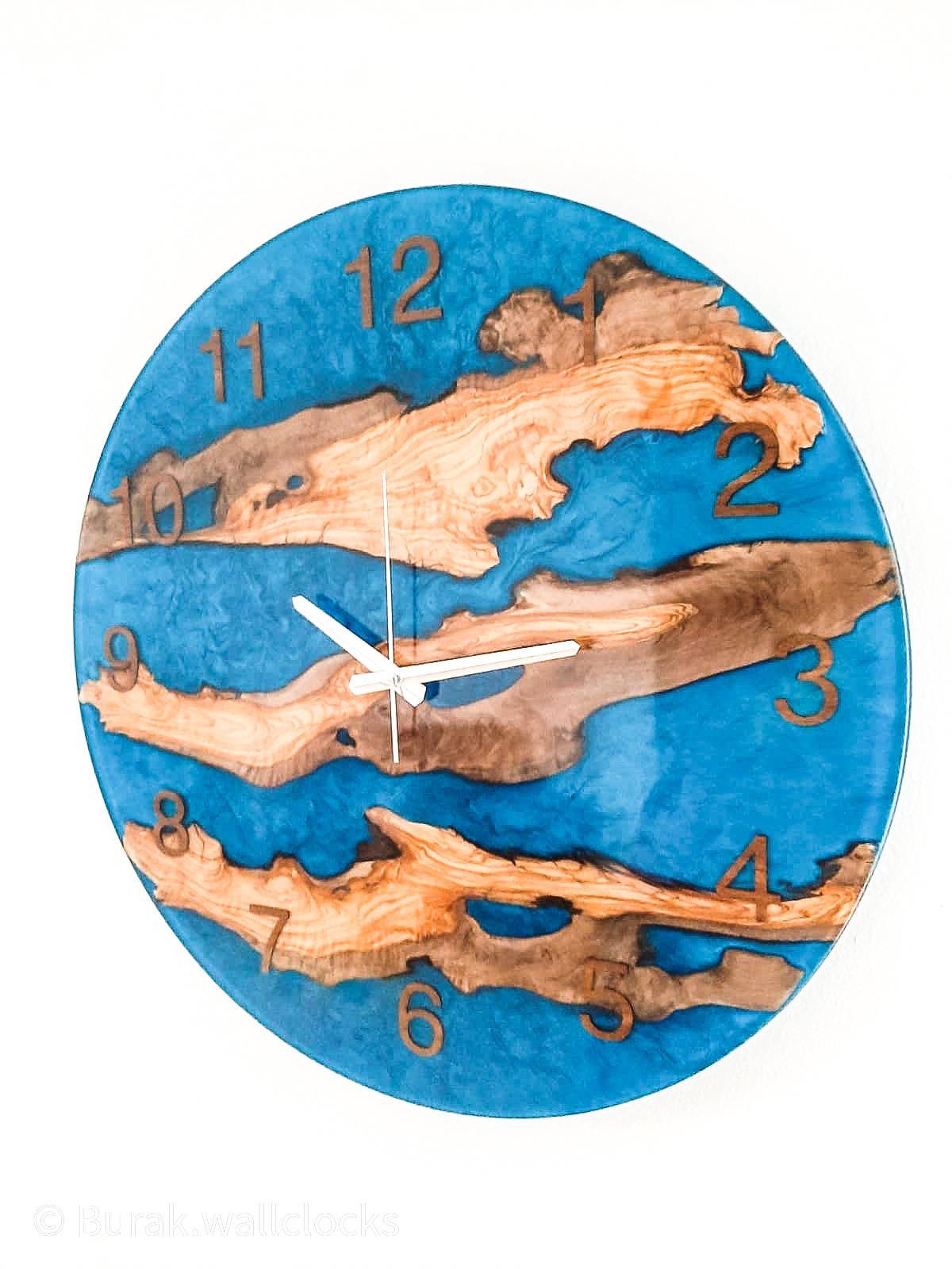 Metallic Color Epoxy & Olive Wood Wall Clock resinwoodliving