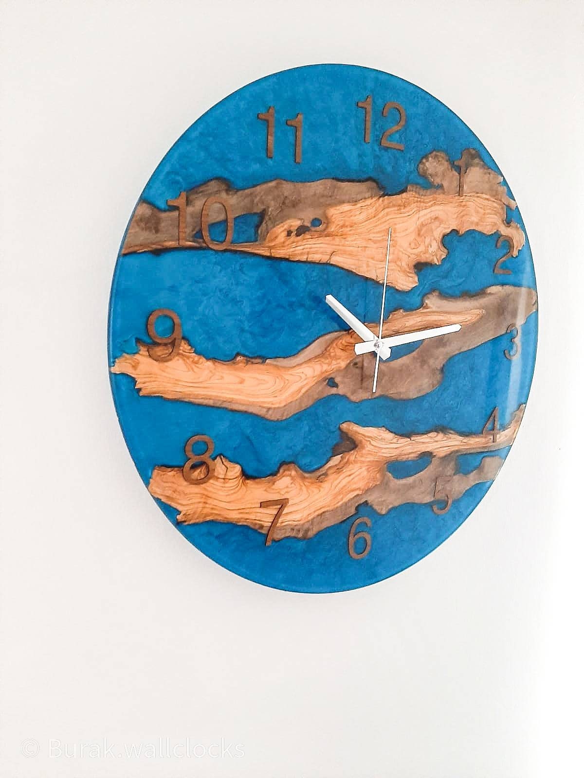 Metallic Color Epoxy & Olive Wood Wall Clock resinwoodliving