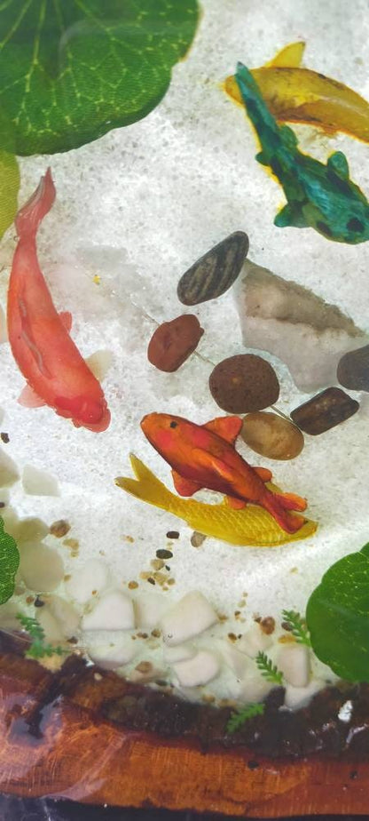 Koifish in resin, gift for friend, Aquarium Look 3D fish pond, Housewarming gift resinwoodliving