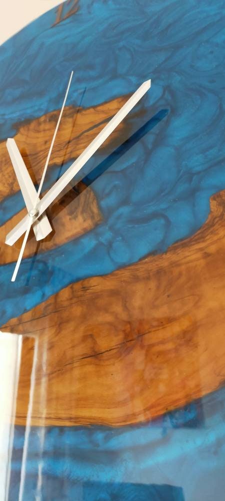 Metallic Color Epoxy & Olive Wood Wall Clock resinwoodliving