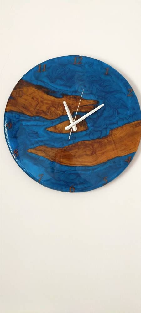 Metallic Color Epoxy & Olive Wood Wall Clock resinwoodliving