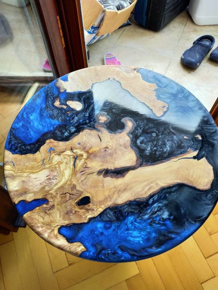 Epoxy Resin & Wood Table Top - Metallic resinwoodliving