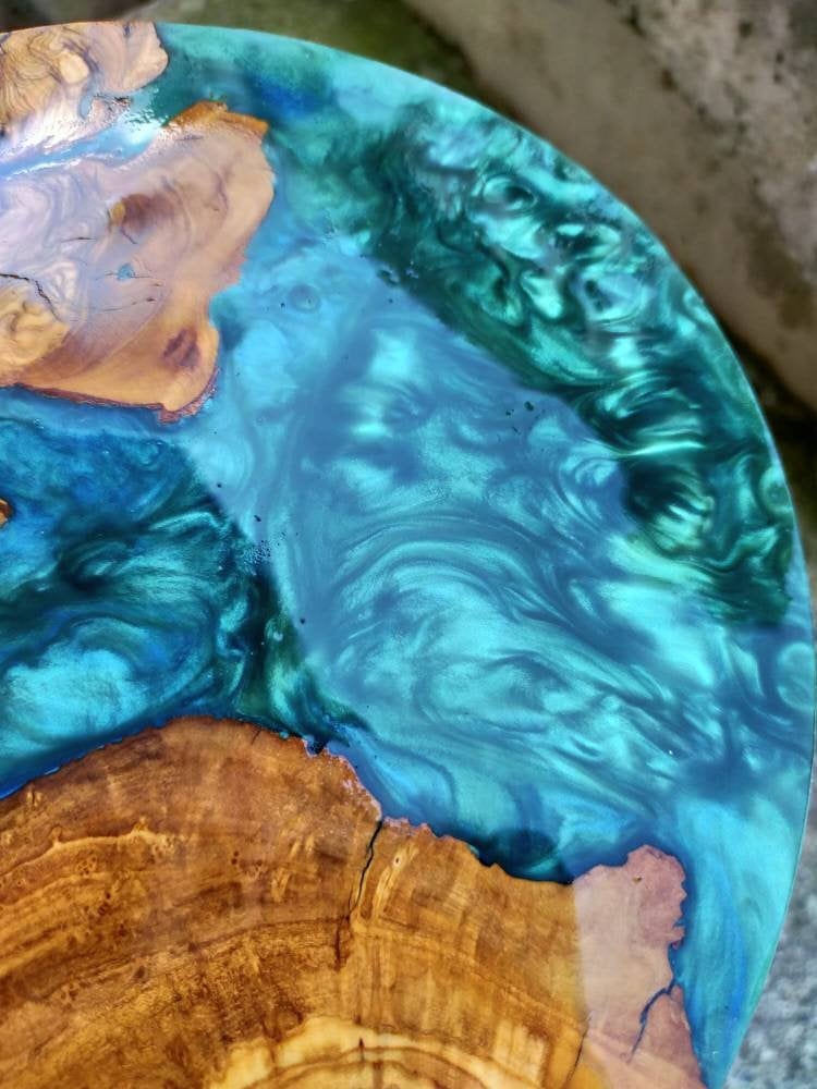 Epoxy Resin & Wood Table Top - Metallic Wholesale vendor