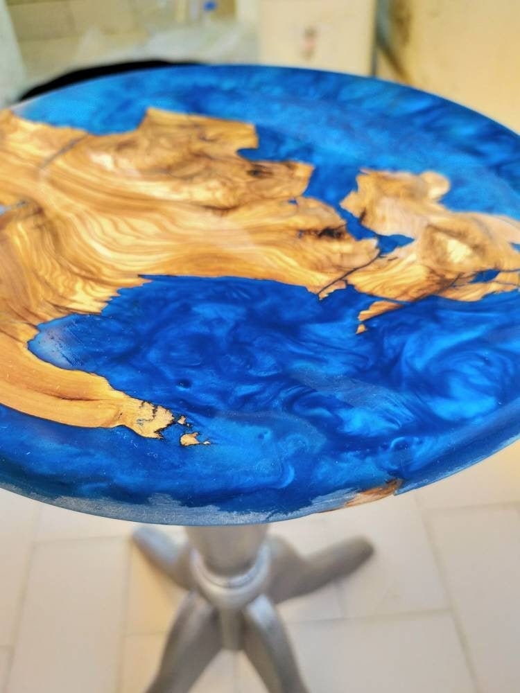 Epoxy Resin & Wood Table Top - Metallic resinwoodliving