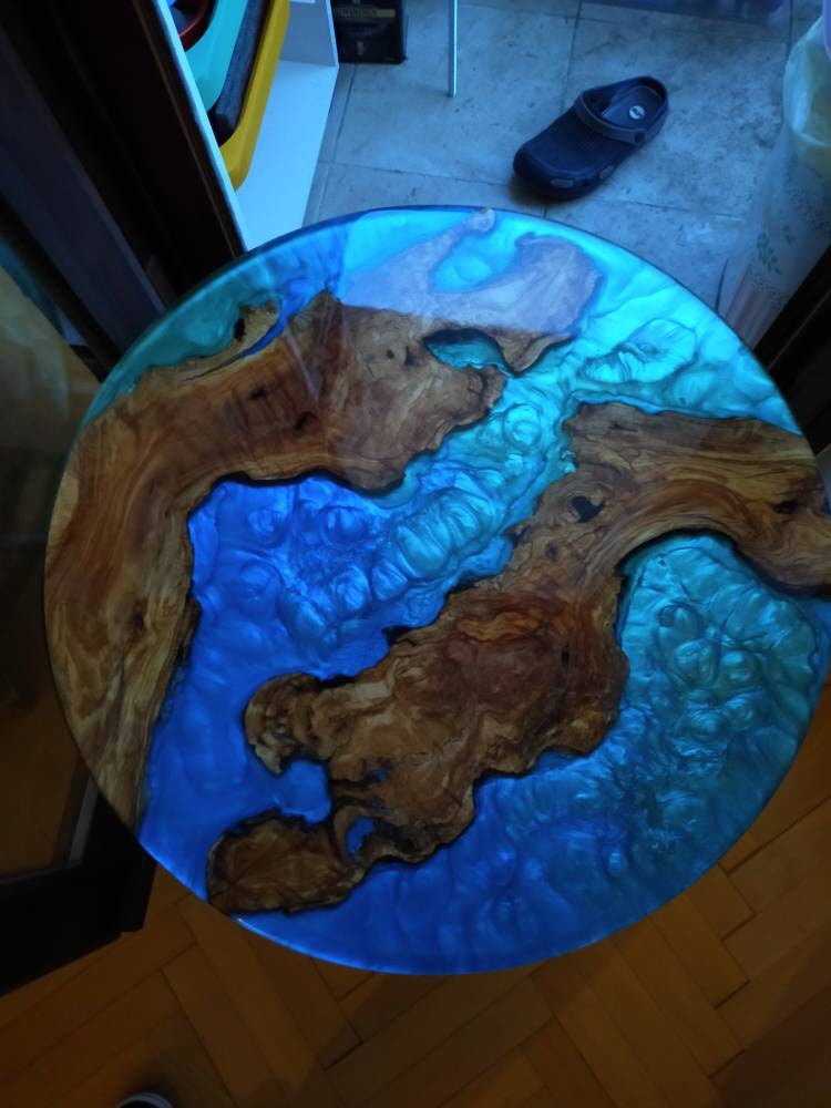 Epoxy Resin & Wood Table Top - Metallic resinwoodliving