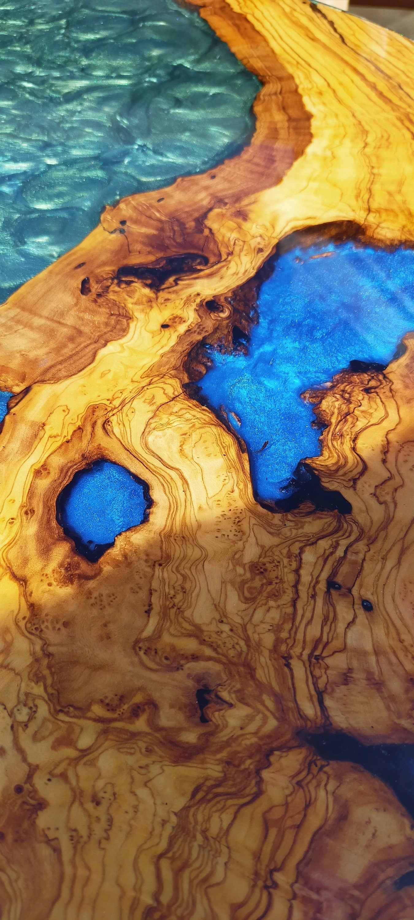 Epoxy Resin & Wood Table Top - Metallic Bicolor resinwoodliving