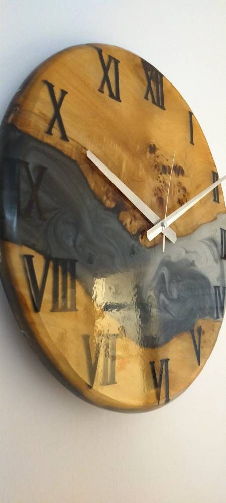 Metallic Color Epoxy & Olive Wood Wall Clock resinwoodliving