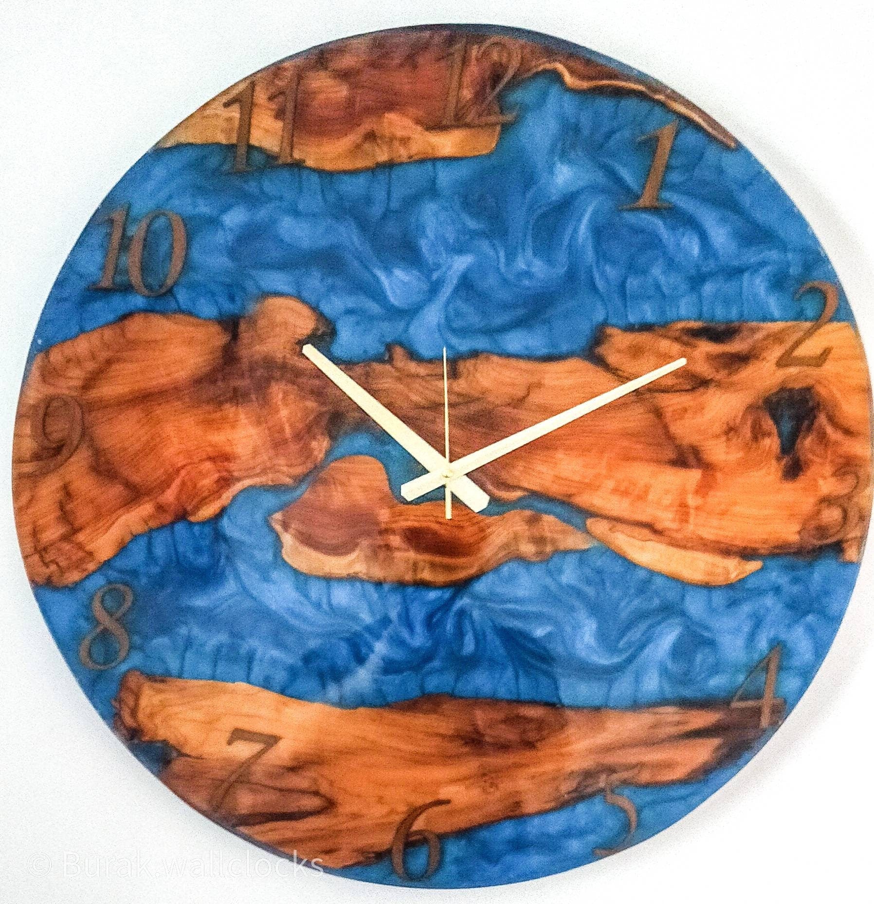 Metallic Color Epoxy & Olive Wood Wall Clock resinwoodliving