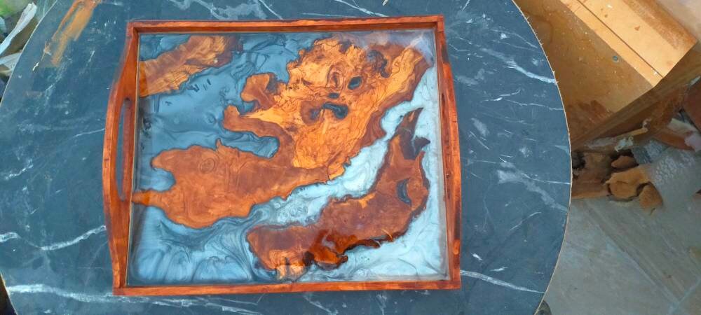 Epoxy Resin & Wood Serving Tray - Regular Edge Serving Tray resinwoodliving