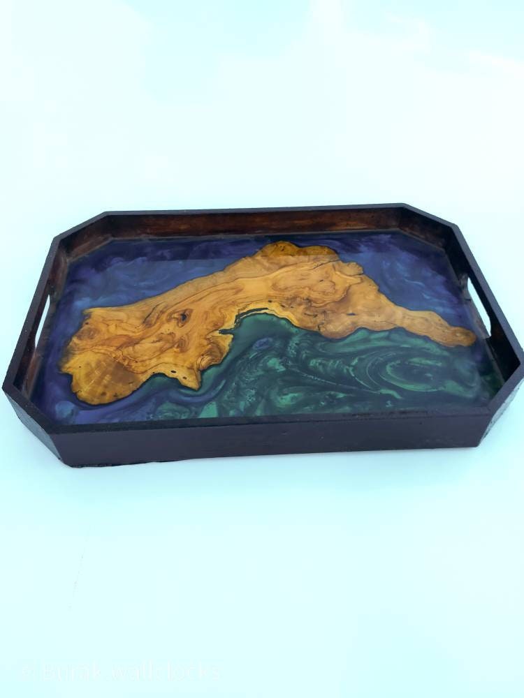 Epoxy Resin & Wood Serving Tray - Octagonal Edge Serving Tray resinwoodliving