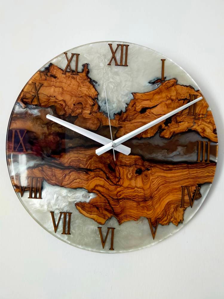 Bicolor Epoxy & Olive Wood Wall Clock Wholesale vendor