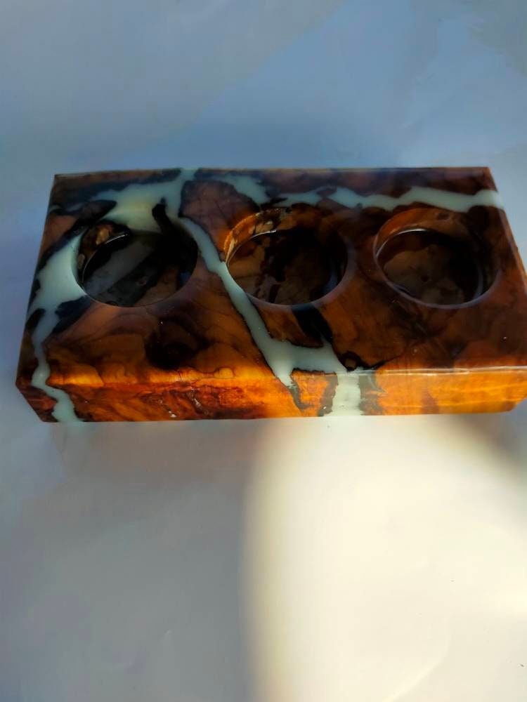 Epoxy Candle holder resinwoodliving